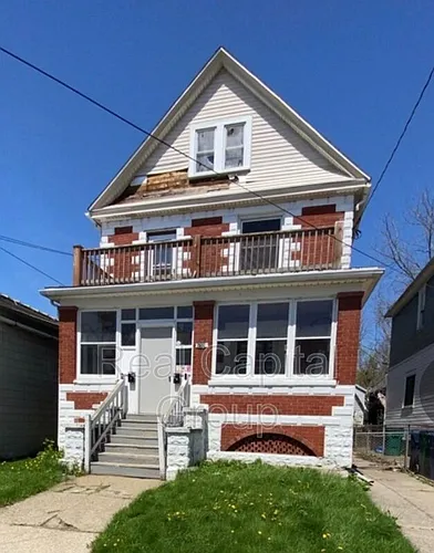 102 Macamley St #2 Photo 1