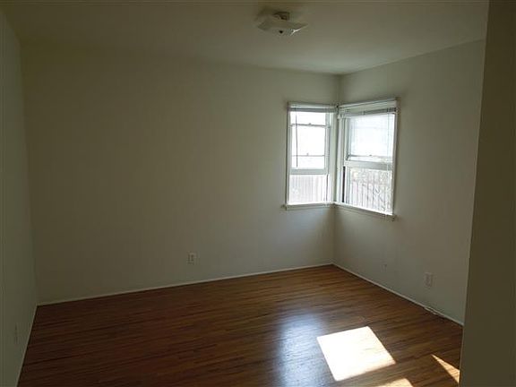4th image of 779 N Pasadena Ave