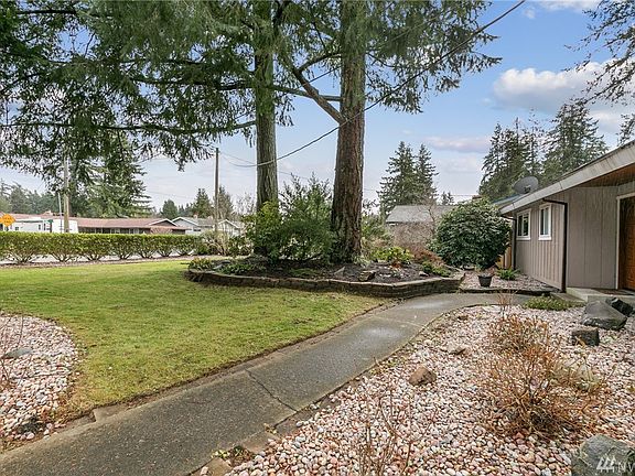 3rd image of 14820 25th Avenue Ct E