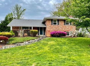12009 Coldstream Dr, Rockville, MD 20854