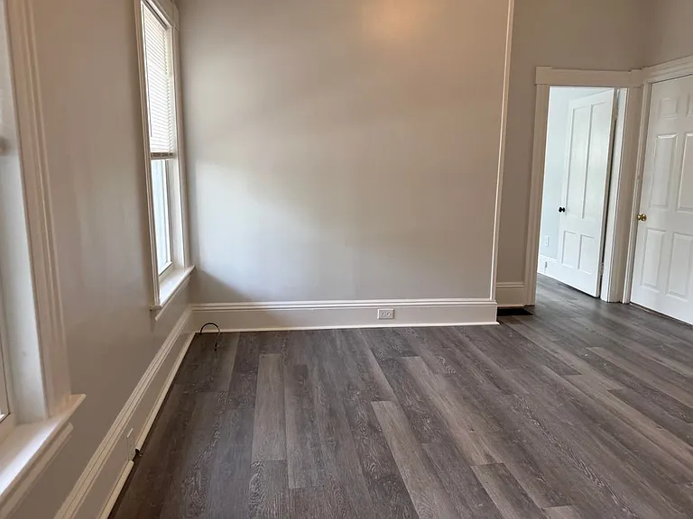 50 Franklin St #1 — Photo 16