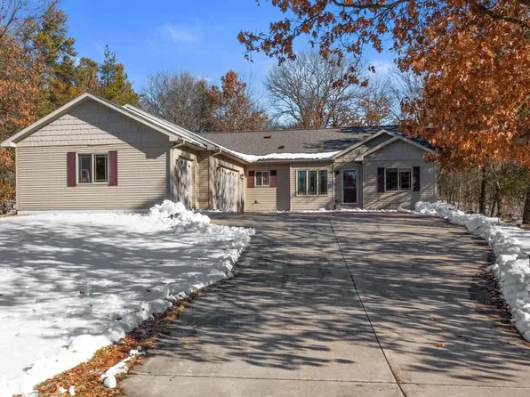 1348 Bogey Trail, Nekoosa, WI 54457