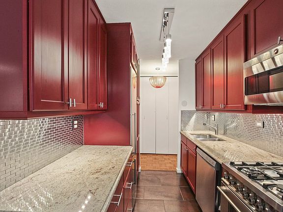 5th image of 1619 3rd Ave APT 16C