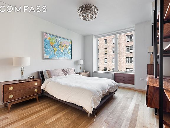 2nd image of 311 E 11th St APT 3E