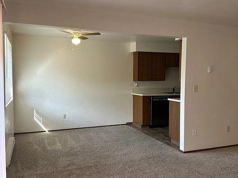 Chandele Apartments — Photo 8