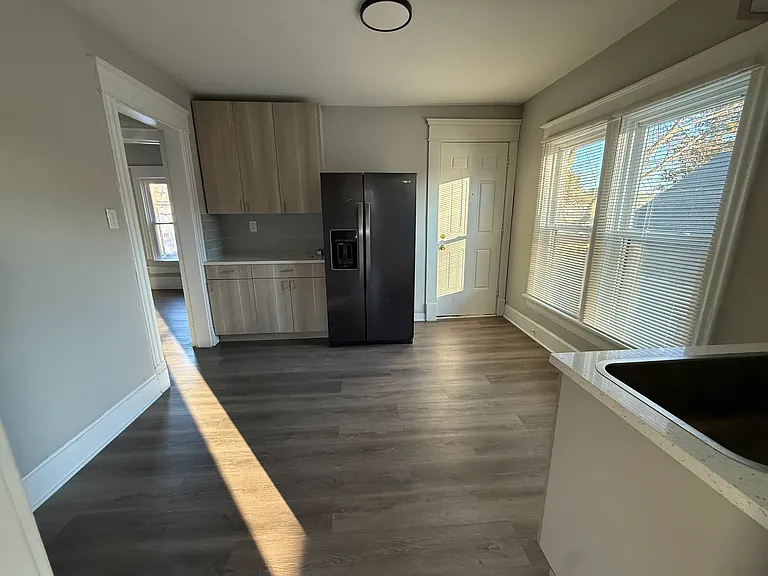 1809 Howe St #2 — Photo 3