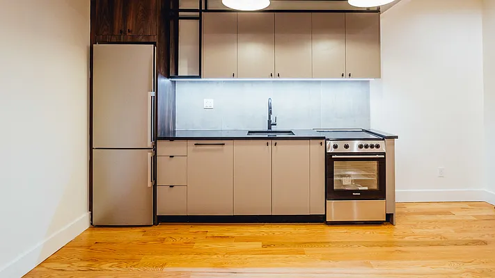 Rented by Nooklyn NYC LLC | media 28