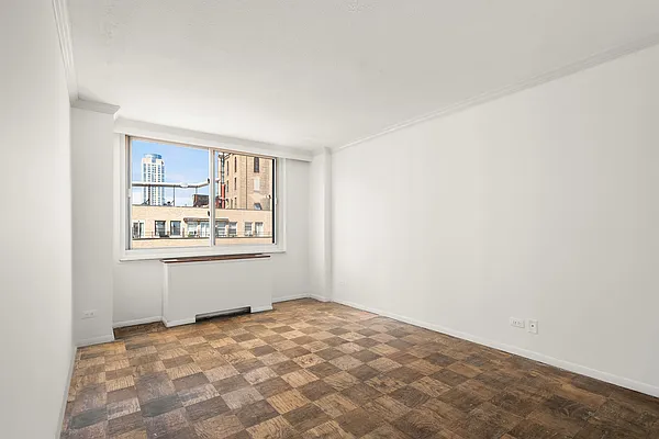 Sold by Compass | media 5