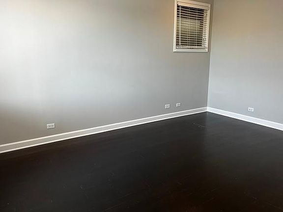2nd image of 1652 N Bosworth Ave APT 3N