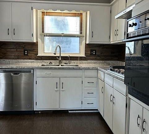 4th image of 304 E Clay St