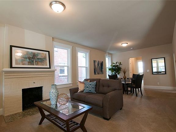 4th image of 4005 Newport Ave #A