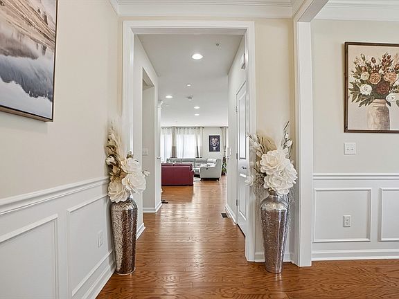 4th image of 2 Poplar Ln #2