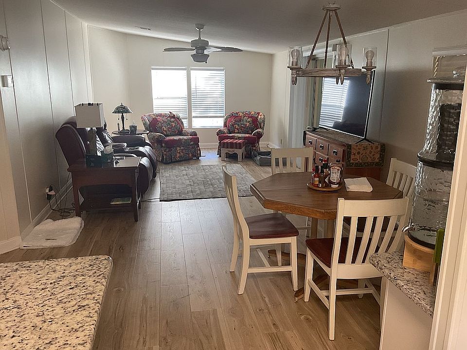 Dining / living area
