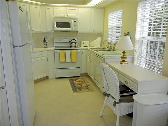 4th image of 13601 Worthington Way APT 1201