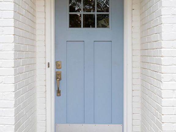 3rd image of 2220 Melante Dr NE