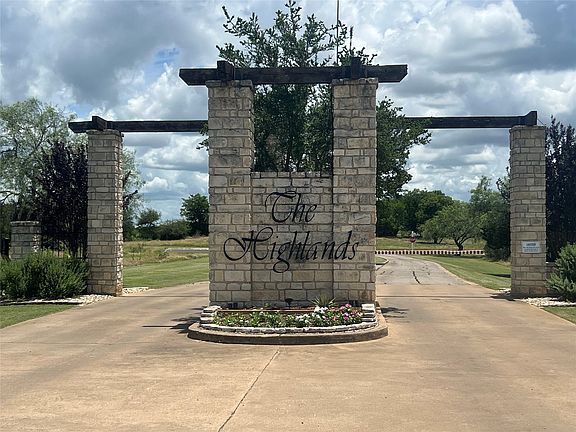 3rd image of 42147 Glen Eagles Dr