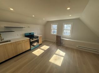 571 13th Ave FLOOR 3, Newark, NJ 07103