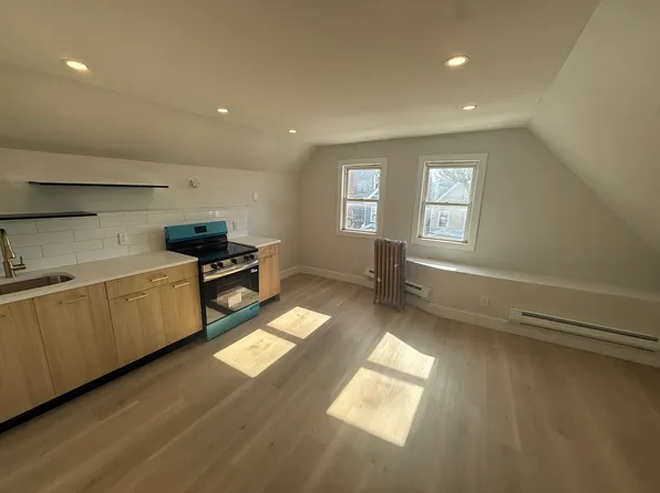 571 13th Ave Floor 3, Newark, NJ 07103