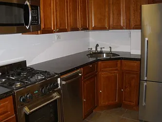 Rented by Elinor Taasa, LREB