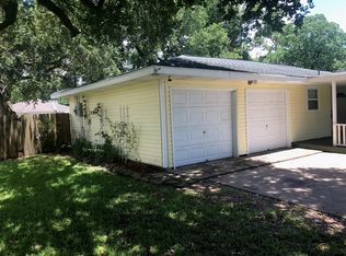 3201 Tanglebriar Dr, Pasadena, TX 77503