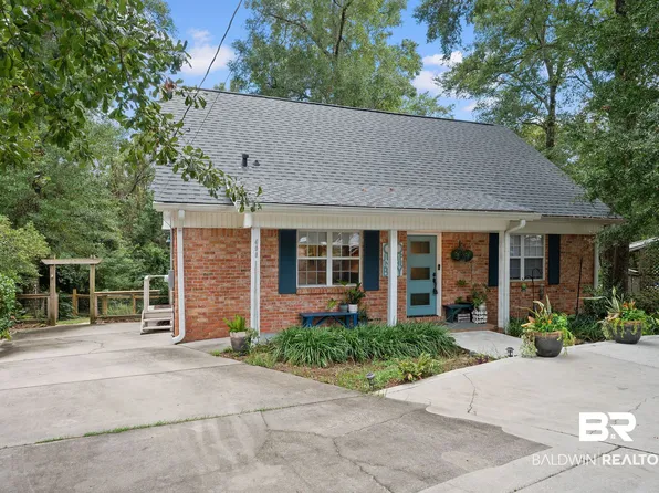 400 Circle Dr, Fairhope, AL 36532