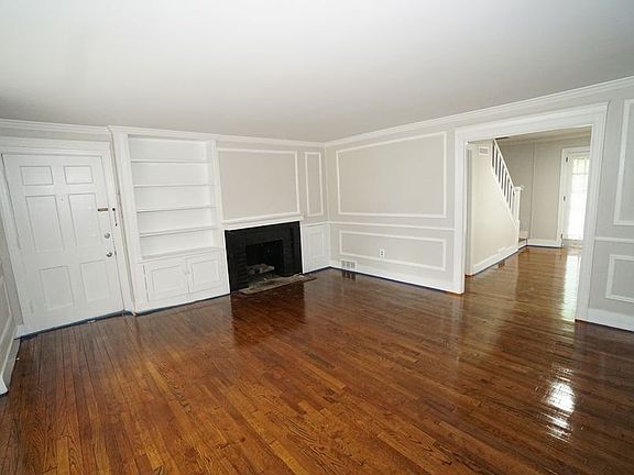 3rd image of 813 Beechwood St APT 3