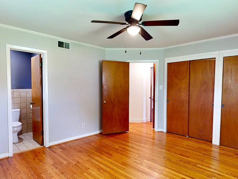 808 Scottsdale Dr — Photo 10