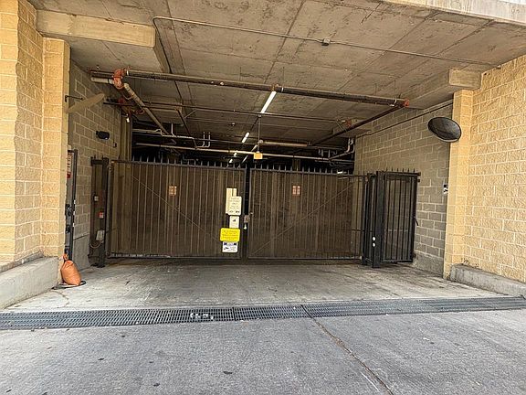 5th image of 2505 San Gabriel St APT 601
