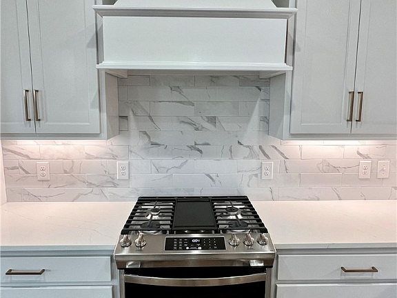 3rd image of 11153 Dooley Cir