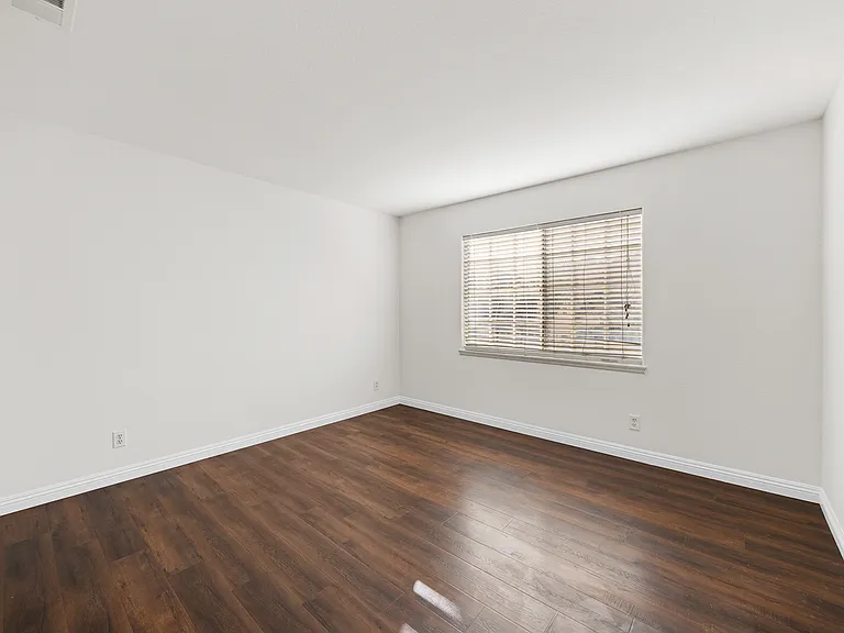 16 Santa Clara St #1 — Photo 24