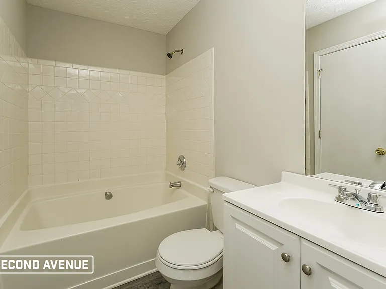 5946 Crescent Ridge Ct — Photo 17