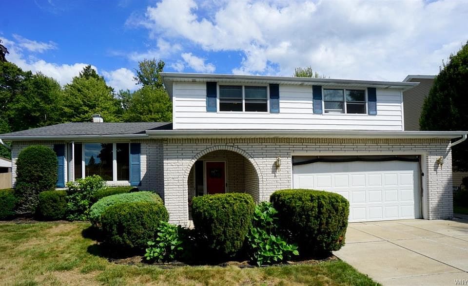 1st image of 107 Croydon Dr