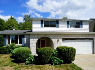 107 Croydon Dr, Depew, NY 14043