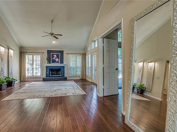 5th image of 500 Glenn Ln