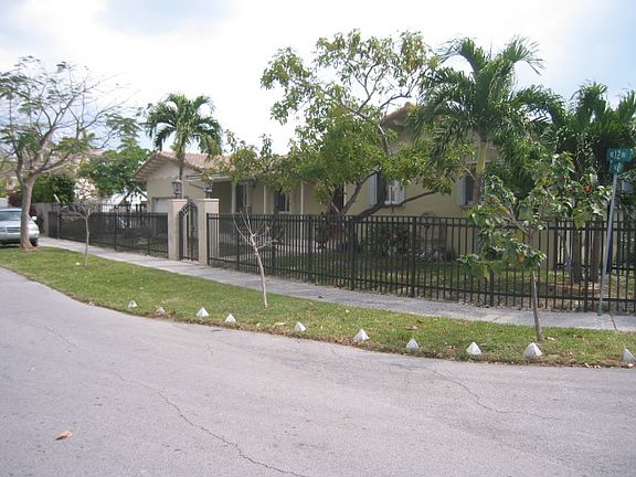 2nd image of 8231 NE 12th Ave
