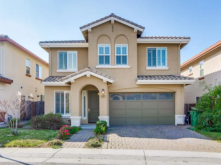 3027 Mousa Ct — Photo 2