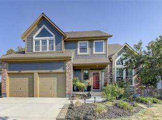 11206 W 116th St, Overland Park, KS 66210