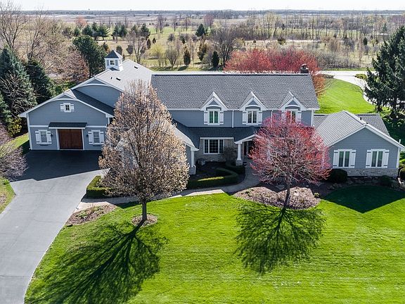 2nd image of 9S155 Chandelle Dr