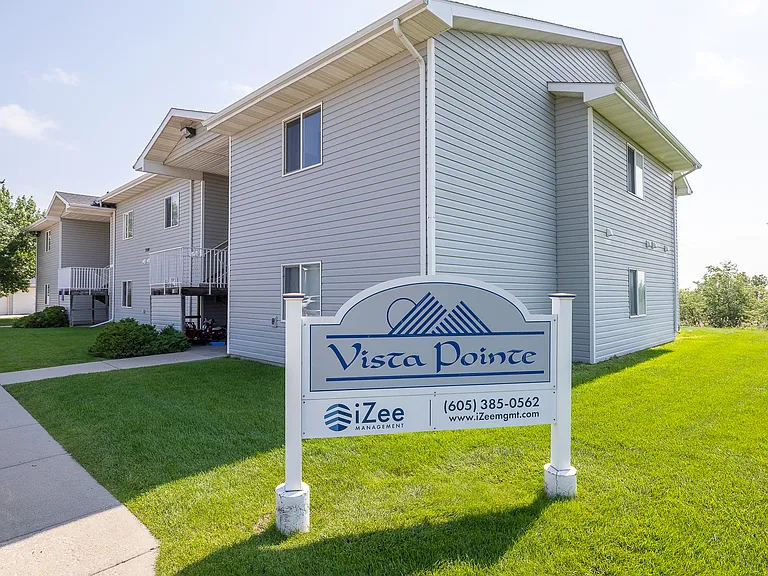 Vista Pointe — Photo 2