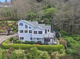 924 Hanley Dr, Yachats, OR 97498