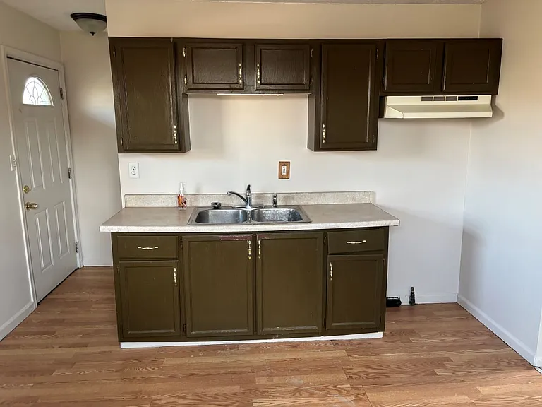 1820 Midway Ave NE — Photo 13