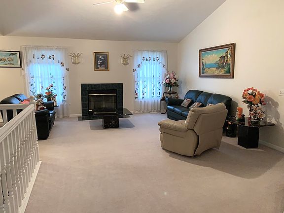 3rd image of 6618 34th Ave