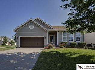 18926 D St, Omaha, NE 68130