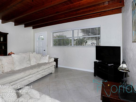 3rd image of 3107 Esperanza Ave