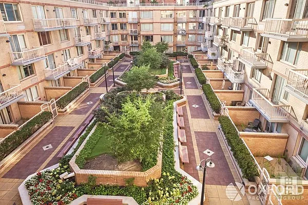 Rented by Oxford Property Group | media 19