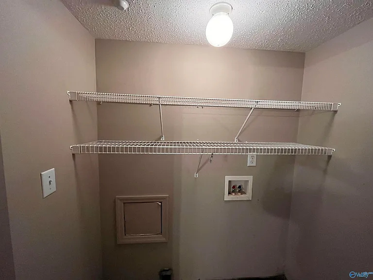 5005 Chancellor Sq NW #A — Photo 14