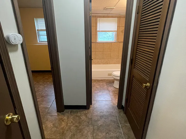 4453 W Bellview Dr #A — Photo 10