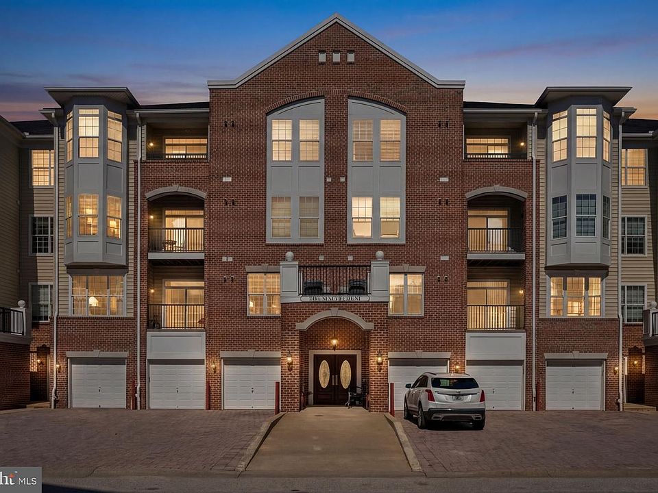 1st image of 7315 Maplecrest Rd Unit 205