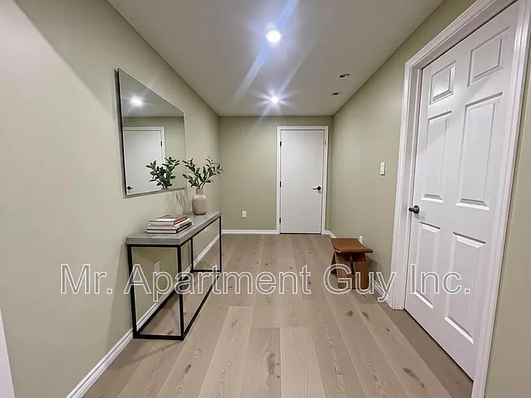 194 Rymal Rd W #LOWER — Photo 4