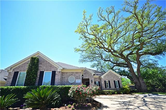 1st image of 10006 Lost Hollow Ln